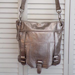 The Sak Pewter Silver Metallic Leather Crossbody Bag Adjustable Removable Strap